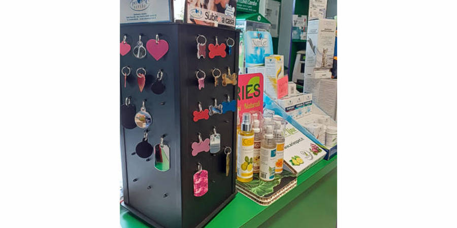 Negozio per Animali consigliato da TuttoCani.it - Amore a 4 zampe - Altopascio - Lucca - Servizi di Toilettatura per Cani e Gatti