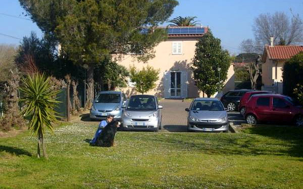 Ospedale Veterinario Ardenza (LIVORNO) - Tel. 0586504403 - Esterno e Area parcheggi